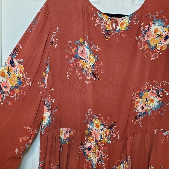 Torrid Women's Babydoll Challis Keyhole Tunic Top - Plus Size 3 (3X) - Picture 8 of 11